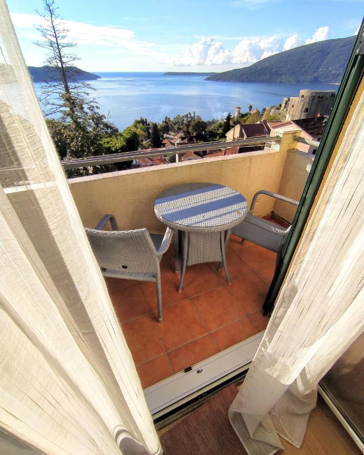 Apartments "Belle Vue" Herceg Novi Exterior photo